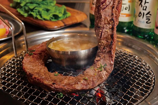 ホルモン万福