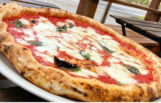 TRATTORIA E PIZZERIA AMICI