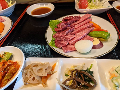スタミナ料理つぼみ高田店