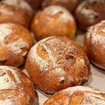 Bakery cafe Pulla