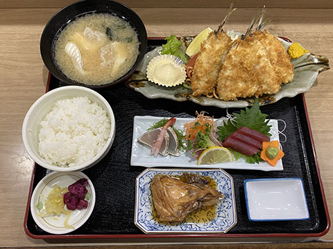 お食事処 かね光水産