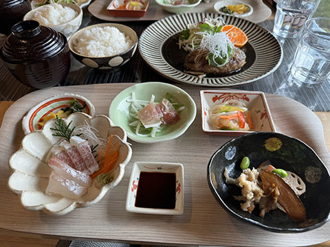 カフェレストラン瀬里家