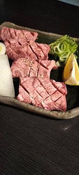 牛タン・ホルモン札幌十楽総本家
