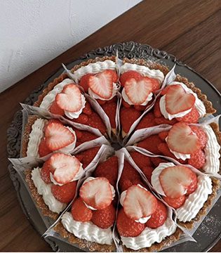 patisserie noble cloche