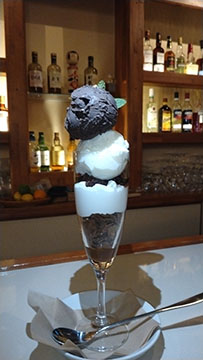 Bar シーラカンス