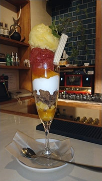 Bar シーラカンス