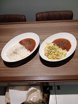 鈴木健設カレー部