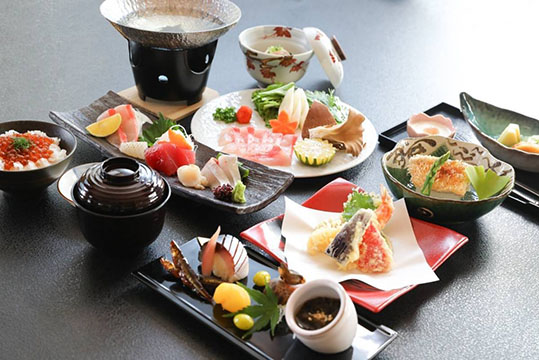 季節料理 鴨江さいとう