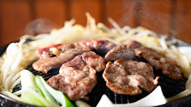 炭焼き成吉思汗やまか