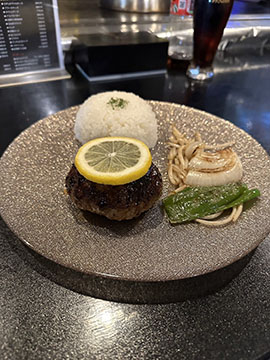 和牛粗挽きハンバーグ ぱる