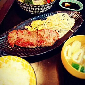 meet meat dining 勝のや