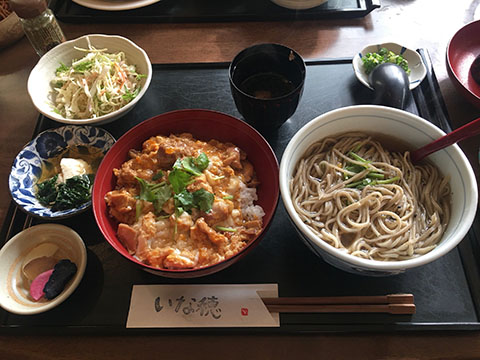 手打蕎麦と比内地鶏 いな穂