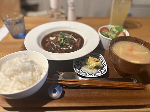 榴岡の食卓 eato(イート)