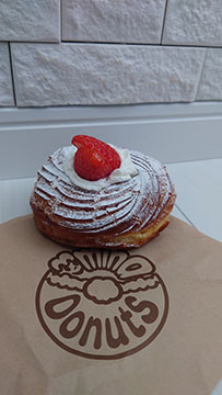 笑mina Donuts