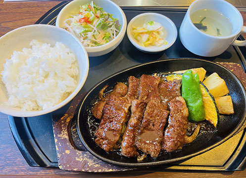 焼肉 笑山門