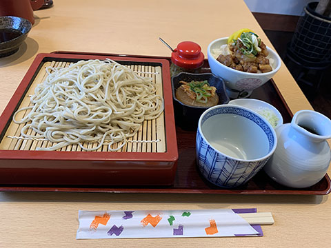 手打そば  けん蔵