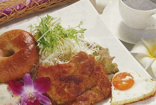 摩美依