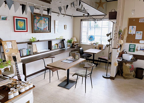 CAFE+SPACE1009