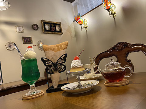 クレープ喫茶レピドプテラ