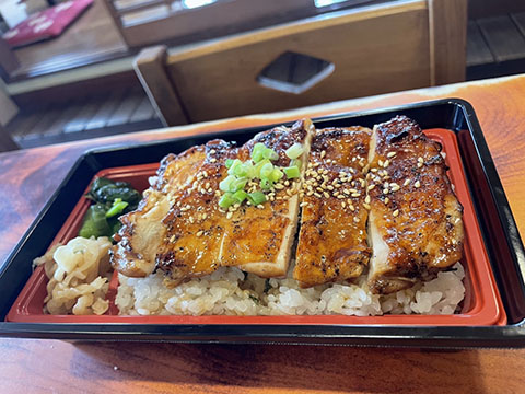 和食と鳥料理  鮒元
