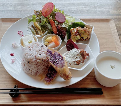 食堂カフェrioka