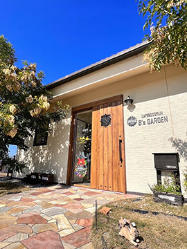 CAFE&DOGRUN B’SGARDEN