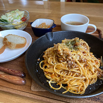 CAFE&DOGRUN B’SGARDEN