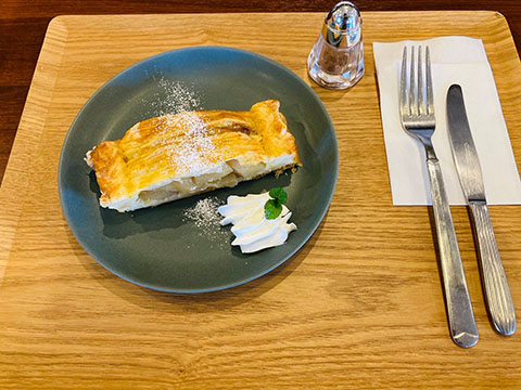Cafe いとか