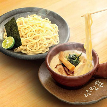 鶏白湯専門店つけ麺まるや八王子楢原店
