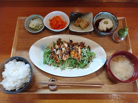 おいしいお酒とぽかぽかご飯 ふたば食堂