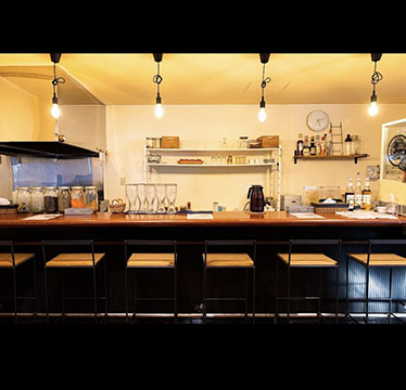 WHITE BASE CAFE