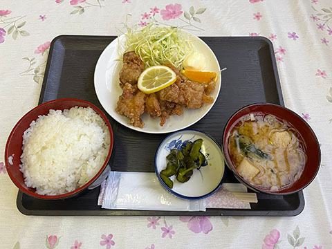 ゆたかや