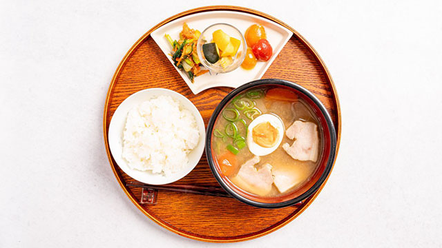 菜々倶楽部