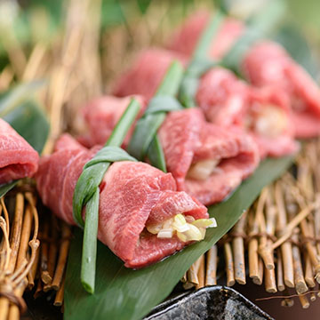 肉処 むすび