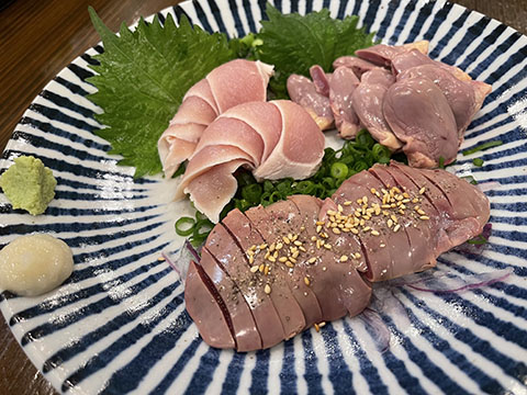 炭火鶏 中々