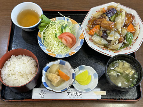 レストラン アルカス