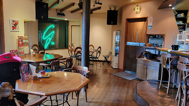 G’s cafe’-03