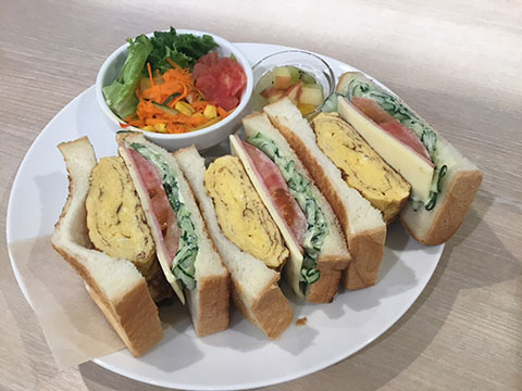 PARK SIDE CAFE 503