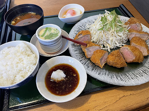豚とん亭