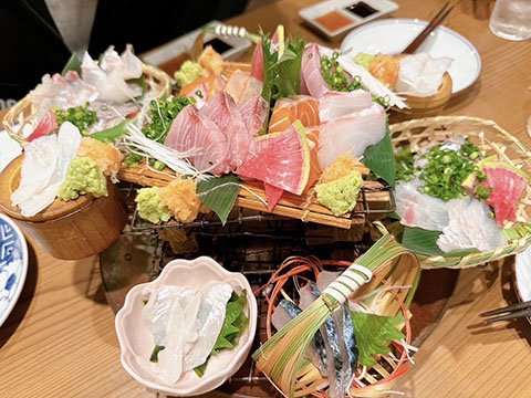 ごくつぶし