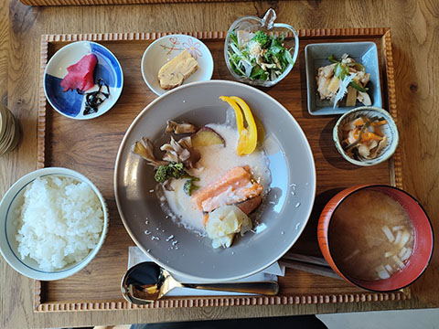 まるさん食堂
