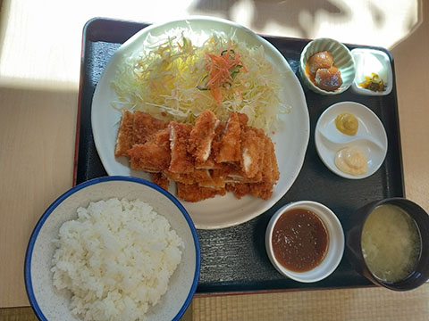 金ちゃん食堂