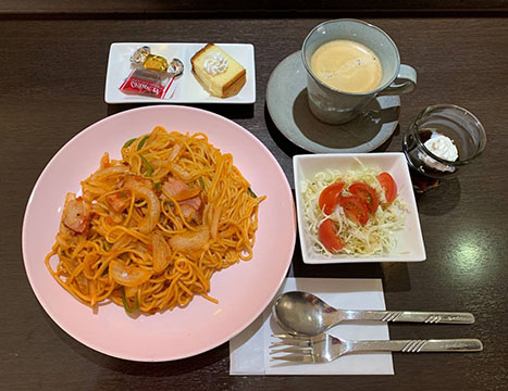 カフェろくもん