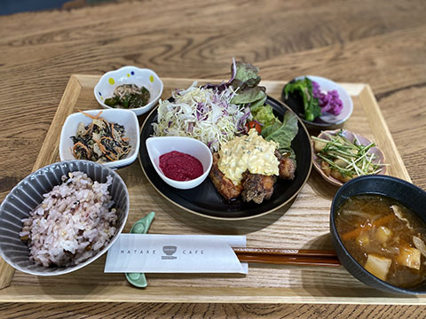 HATAKE CAFFE EMIMARU