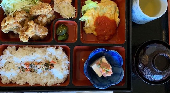 カフェレストハウス茶恋路