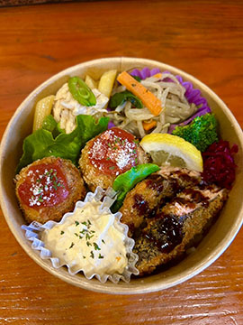 “お弁当”もくれん   “酒菜”もくれん