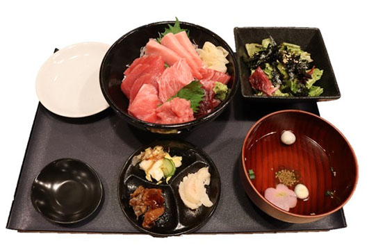 天然本鮪料理専門店 Oceangrow Kitchen