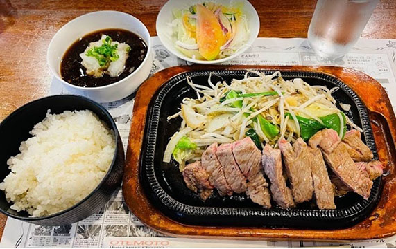 ステーキハウス           一億