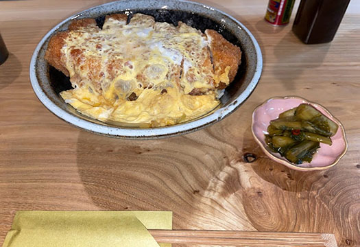 よしの食堂