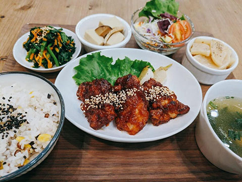エプロン高根公団カフェ